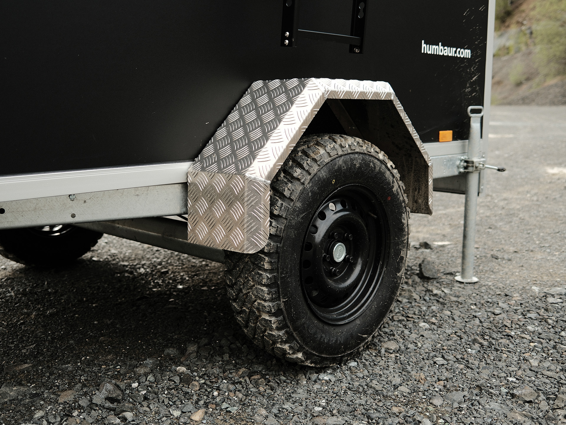 Offroad Trailer mit Dachzelt