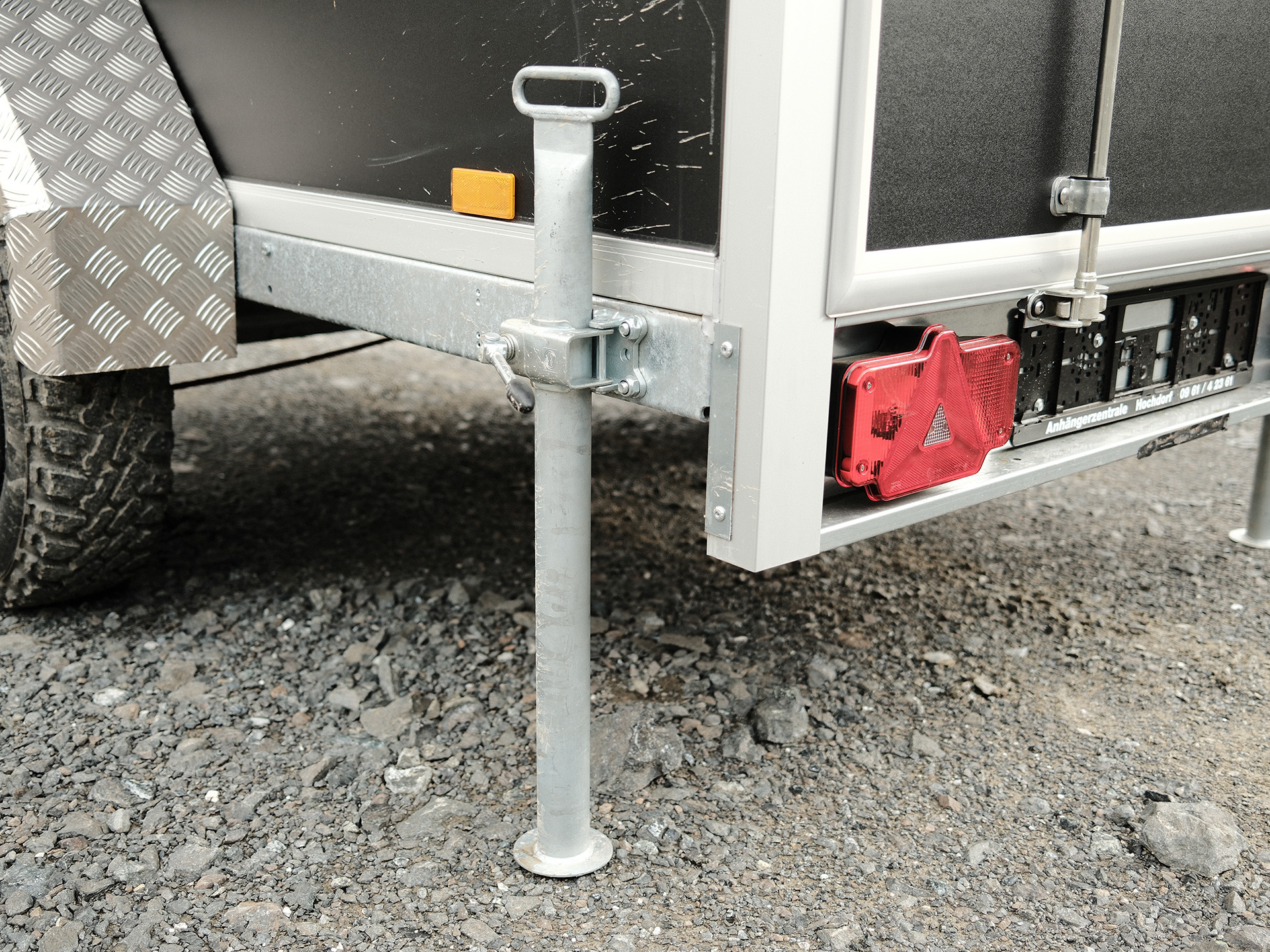 Offroad Trailer mit Dachzelt